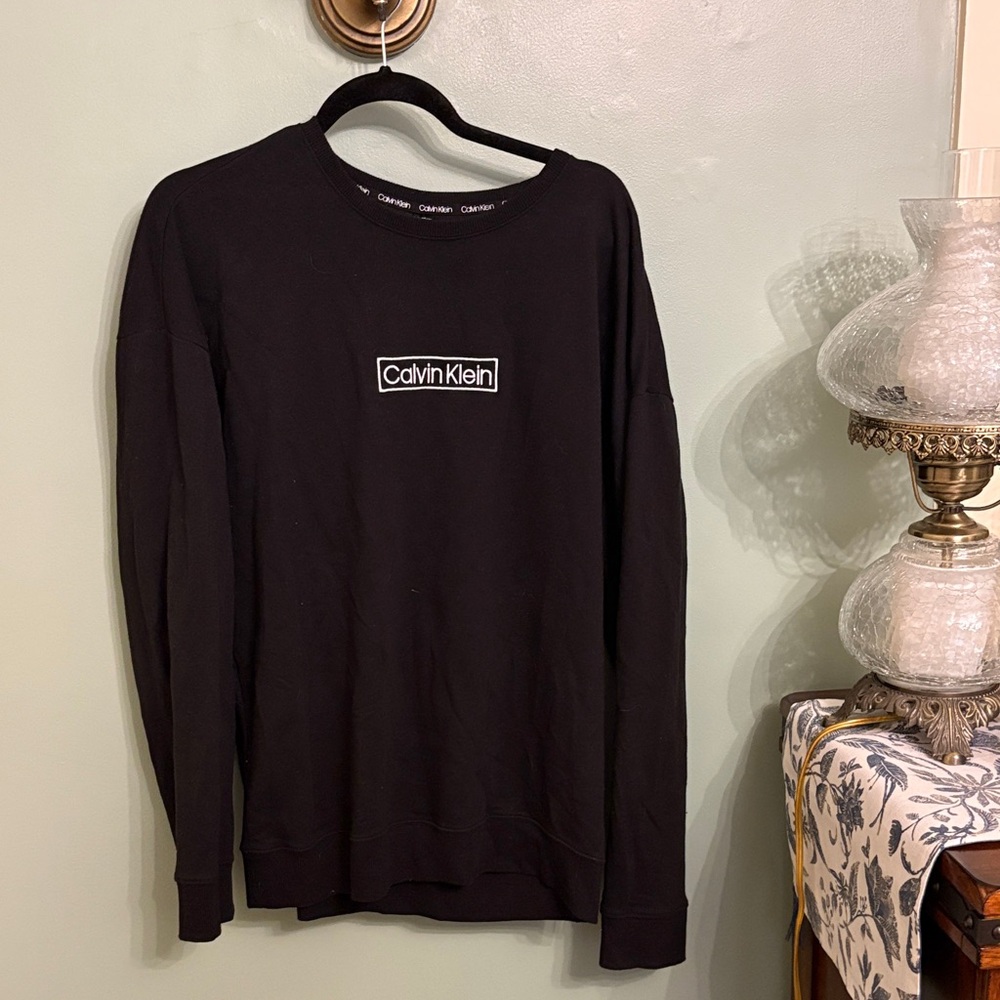 Calvin Klein Black Crewneck sleep shirt